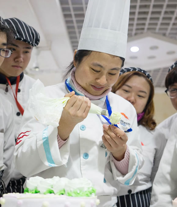 �����¶������ѧУ ���㴴ҵ��