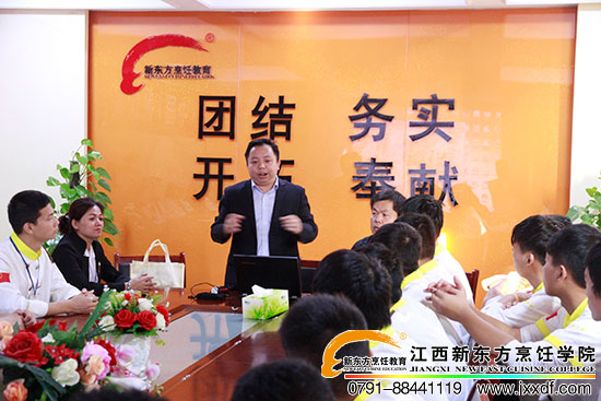 <a href=http://www.jxxdf.com _fcksavedurl=http://www.jxxdf.com target=_blank class=infotextkey><a href=http://www.jxxdf.com target=_blank class=infotextkey>¶ѧУ</a></a>.jpg