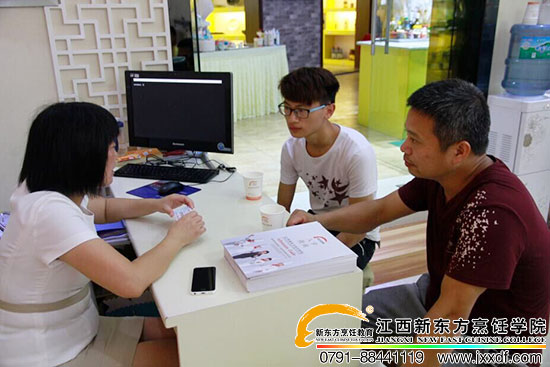 <a href=http://www.jxxdf.com target=_blank class=infotextkey>¶ѧУ</a>.jpg