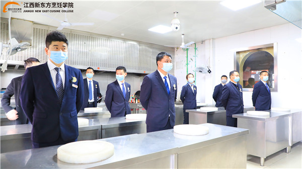 <a href=http://www.jxxdf.com target=_blank class=infotextkey><a href=http://www.jxxdf.com target=_blank class=infotextkey>江西新东方烹饪学院</a></a>.jpg