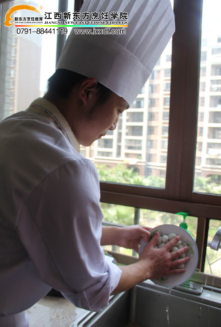 <a href=http://www.jxxdf.com target=_blank class=infotextkey>¶ѧԺ</a>ϴԭ1.jpg