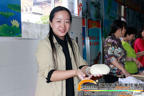 <a href=http://www.jxxdf.com target=_blank class=infotextkey>¶ѧУ</a>.jpg