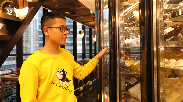 <a href=http://www.jxxdf.com target=_blank class=infotextkey><a href=http://www.jxxdf.com target=_blank class=infotextkey>江西新东方烹饪学院</a></a>陈涛.jpg