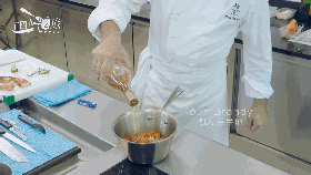 1f4760f6c689416e7ff72828cd82501b.gif