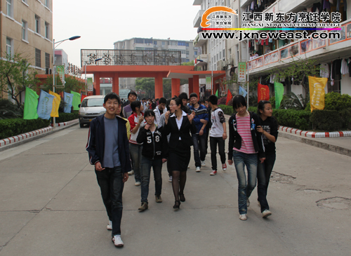 <a href=http://www.jxxdf.com target=_blank class=infotextkey>¶ѧԺ</a>ӭڶпι