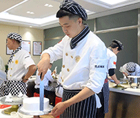 �����¶������ѧУ