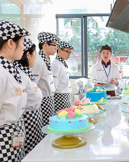 �����¶������ѧУ ʱ������רҵ