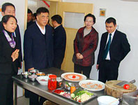 �ϲ��������������г�Ҧ��ƽ�鿴ѧ���Ͽ����